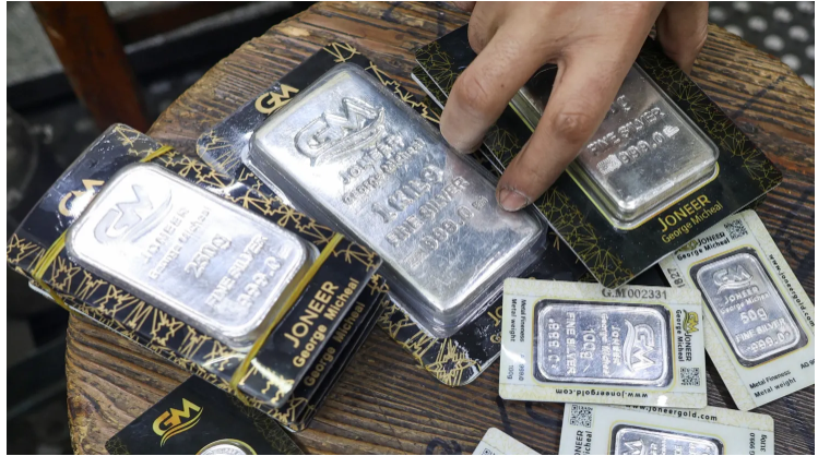 के चाँदी एक 'मीम व्यापार' हो ? कसरी यो धातु '२०२६ को गेम स्टप' बन्यो ?